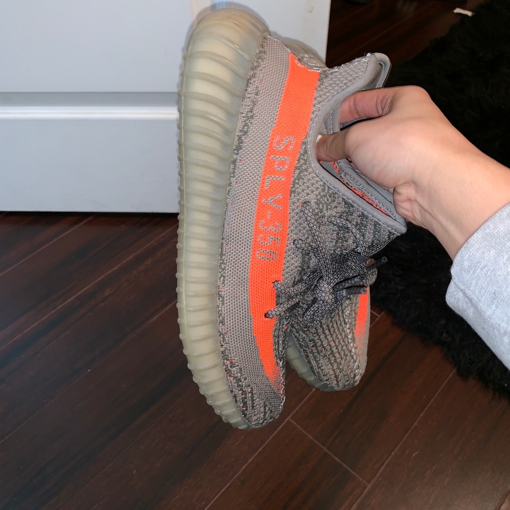 Yeezy 350 - size 8 in women (size 6 in men)